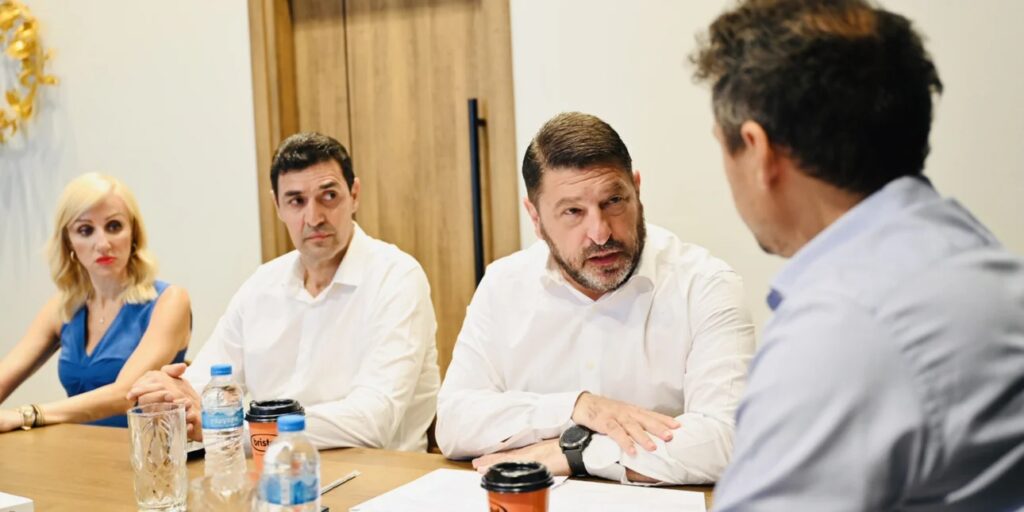 Χαρδαλιάς: Δίπλα στους συνανθρώπους που έχουν ανάγκη – Χρηματοδοτούμε 23 δομές με 6,5 εκατ. ευ