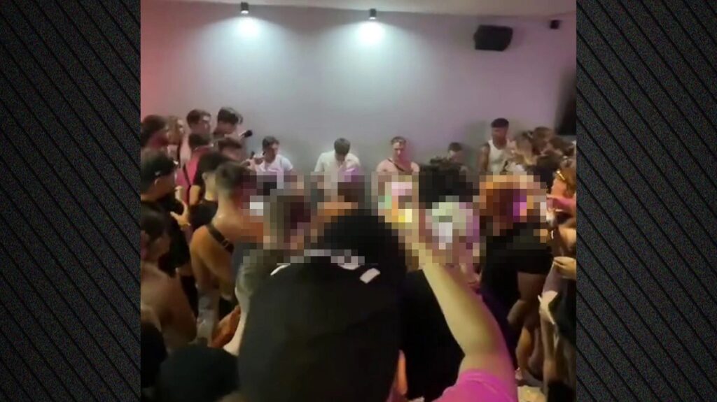 Δήμαρχος Ζακύνθου για το βίντεο ερωτικού διαγωνισμού μεταξύ τουριστών: «Δεν ανεχόμαστε τέτοιες εικόν