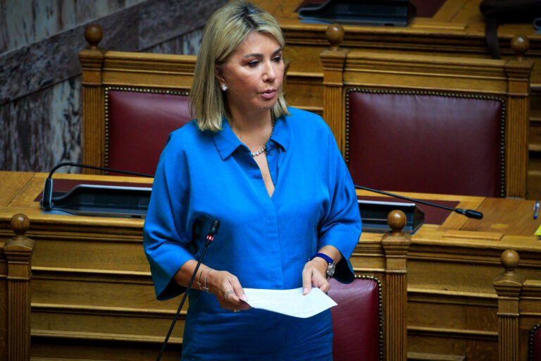 Ζέττα Μακρή για τον εκβιασμό από δημοσιογράφο: «Ήθελε λεφτά για να μην γράφει αρνητικά»