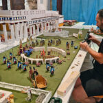 «Ταξίδι» στην Αρχαία Θάσο – Η επική αναπαράσταση με 1300 φιγούρες playmobil – Τι λέει στον ΕΤ και το Εleftherostypos.gr ο δημιουργός της έκθεσης