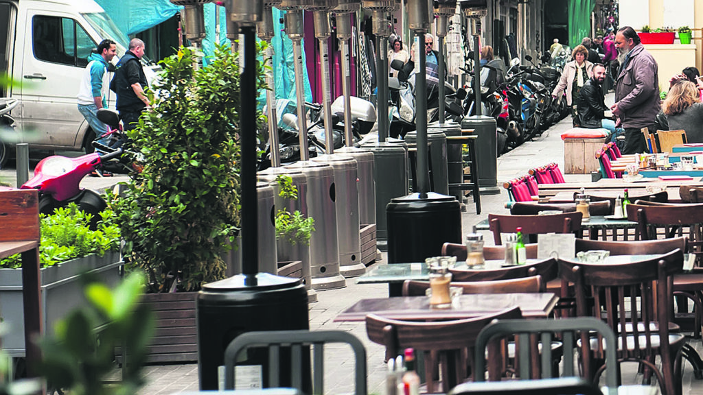 MyStreet: Σε λειτουργία η εφαρμογή για παράνομη κατάληψη χώρου – Πώς θα λειτουργεί;