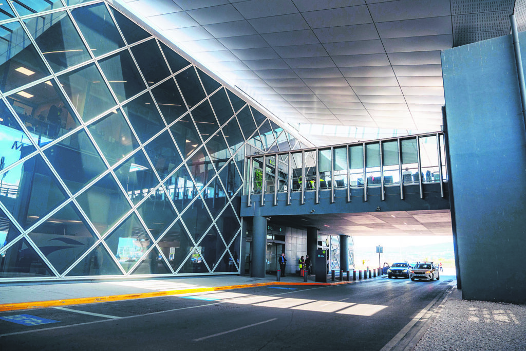 Fraport Greece: Στα 19,52 εκατ. η κίνηση στα 14 περιφερειακά αεροδρόμια το επτάμηνο