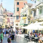 Ακίνητα: Εξοχικά από χρυσάφι στα νησιά [πίνακες τιμών σε 31 περιοχές]