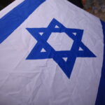 Πρεσβεία Ισραήλ: Διαψεύδει δημοσιεύματα ότι το προσωπικό της εκκενώνει τις κατοικίες του