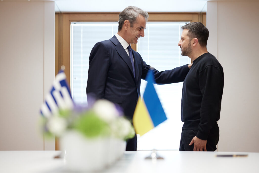 Τηλεφωνική επικοινωνία Κυριάκου Μητσοτάκη με Ζελένσκι: Τι συζητήθηκε