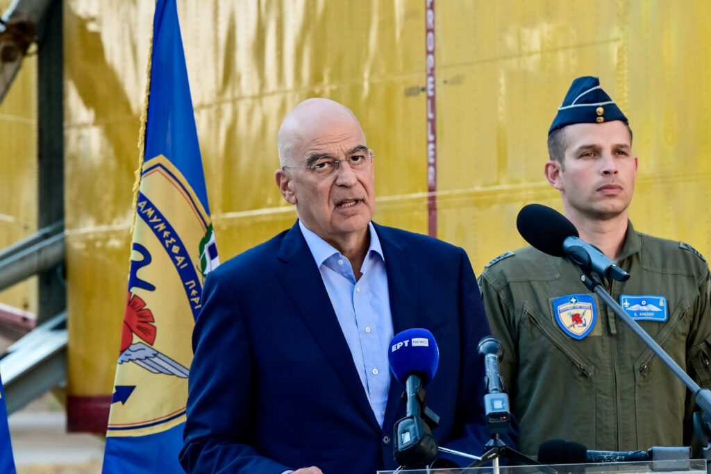 Δένδιας: Οι Ένοπλες Δυνάμεις στηρίζουν την κοινωνία και ενισχύουν τη συλλογική ασφάλεια