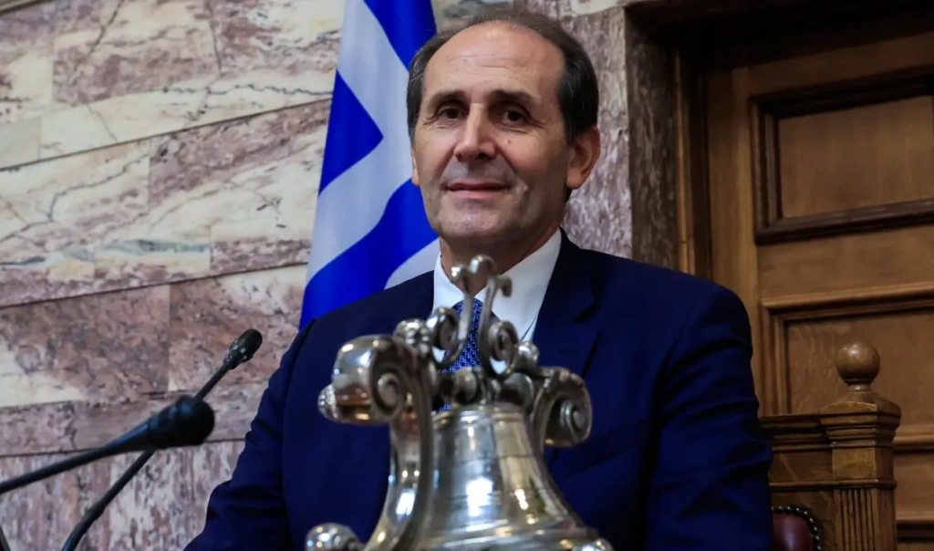Απόστολος Βεσυρόπουλος: Τα μηνύματα του πολιτικού κόσμου για τον θάνατό του