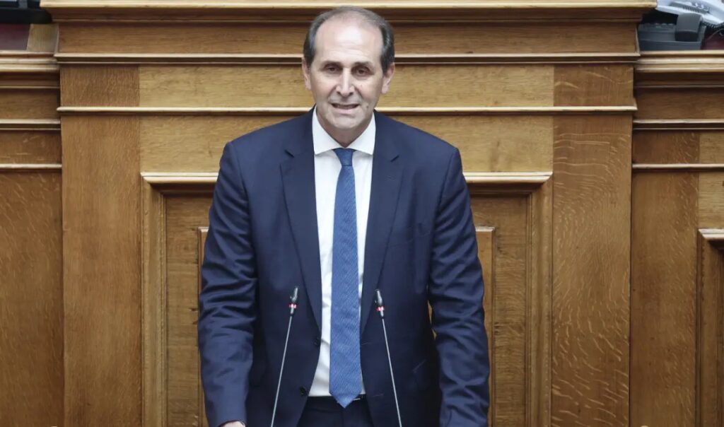 Σοκ: Πέθανε ο Απόστολος Βεσυρόπουλος από καρδιακή ανακοπή