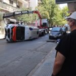 Γουδί: Πέθανε ο ασθενής τον οποίο μετέφερε το ασθενοφόρο που ανετράπη [Εικόνες-Βίντεο]