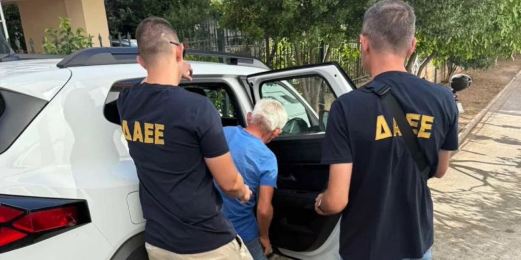 Φωτιά στην Αττική Οδό: Συνελήφθη 62χρονος για εμπρησμό από πρόθεση