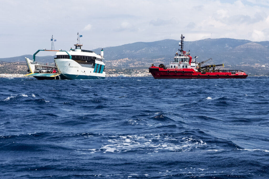 Φέρι μποτ στα Νέα Στύρα