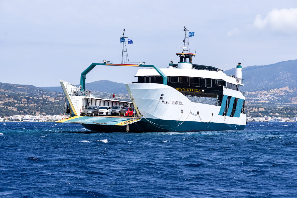 Προσάραξη φέρι μποτ στα Νέα Στύρα: Καταρρίπτονται οι ισχυρισμοί του καπετάνιου – «Δεν προκύπτει βλάβη στα πηδάλια» λέει ο νηογνώμονας