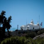 Λυκαβηττός: Πώς έπεσε ο τουρίστας – Ποια η κατάσταση της υγείας του; [Βίντεο]