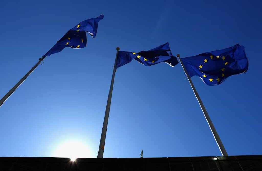 Reuters: Οριστικός ο δασμός 15% των ΗΠΑ στα προϊόντα της ΕΕ