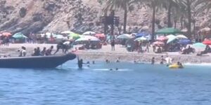 Ισπανία: Ντόπιοι πήραν στο κυνήγι και «συνέλαβαν» μετανάστες που αποβιβάστηκαν σε παραλία