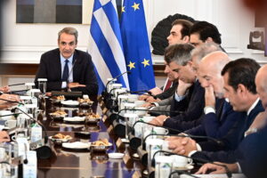 Μητσοτάκης στο υπουργικό: Στόχος η βελτίωση της καθημερινότητας του πολίτη