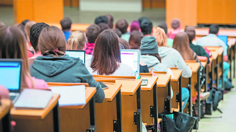 ΣΥΡΙΖΑ 1 εναντίον ΣΥΡΙΖΑ 2 για τα ιδιωτικά πανεπιστήμια – Η πρώτη κόντρα με τον Τσίπρα
