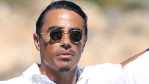 Νουσρέτ Γκιοκτσέ: «Καταρρέει» η αυτοκρατορία του Salt Bae – Άδεια τραπέζια στη Νέα Υόρκη