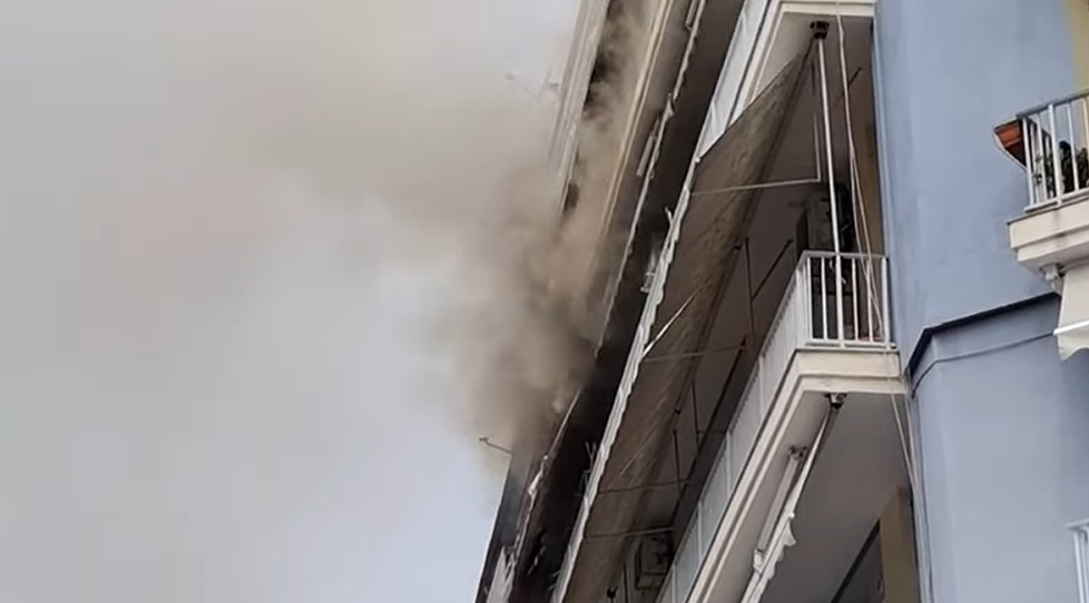 Σέρρες: Φωτιά ξέσπασε σε διαμέρισμα στο κέντρο της πόλης