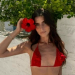 Ιωάννα Σαρρή: Οι fashionable εμφανίσεις της με μπικίνι που «τραβούν» τα βλέμματα – Οι πιο εντυπωσιακές summer επιλογές της [εικόνες]