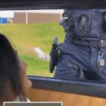 Απολύθηκε αστυνομικός στις ΗΠΑ για συμμετοχή σε βίντεο OnlyFans με μοντέλο – Προσποιήθηκε έλεγχο και την άγγιξε