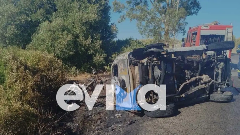Θανατηφόρο τροχαίο στο Αλιβέρι: ΙΧ συγκρούστηκε με μηχανή και έπιασαν φωτιά