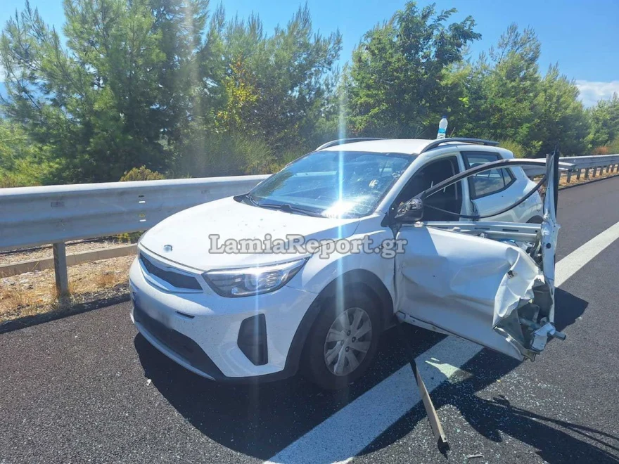 Αθηνών–Θεσσαλονίκης: Οδηγός κατέβηκε από το Ι.Χ. μετά από τροχαίο και τον τραυμάτισε φορτηγό