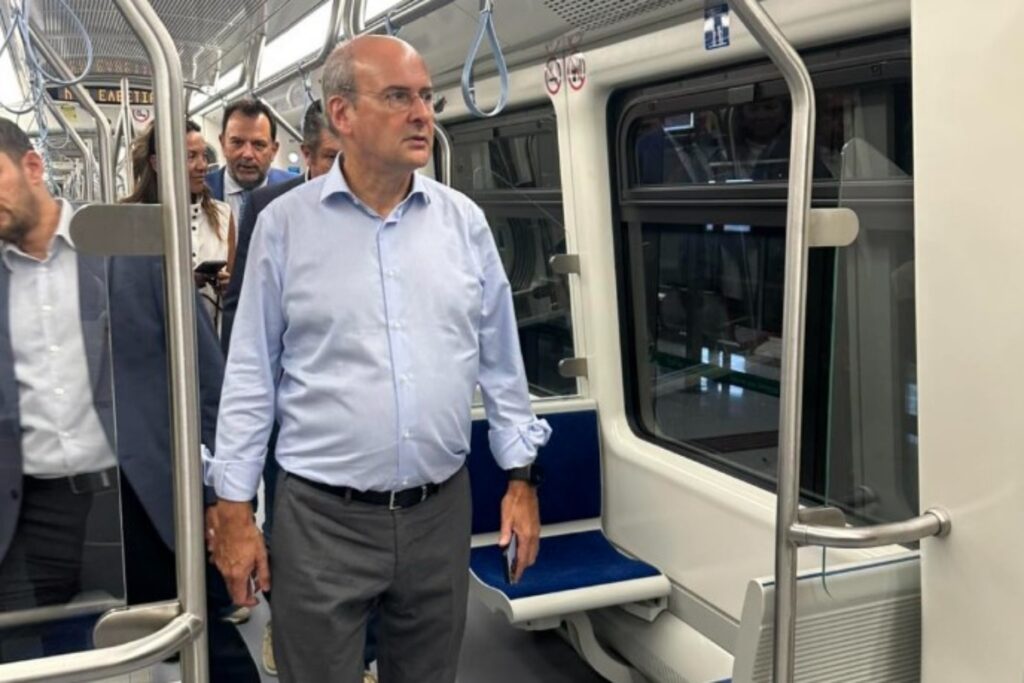 Κωστής Χατζηδάκης: Φέτος, ο κόσμος θα πάει στη ΔΕθ με το Μετρό