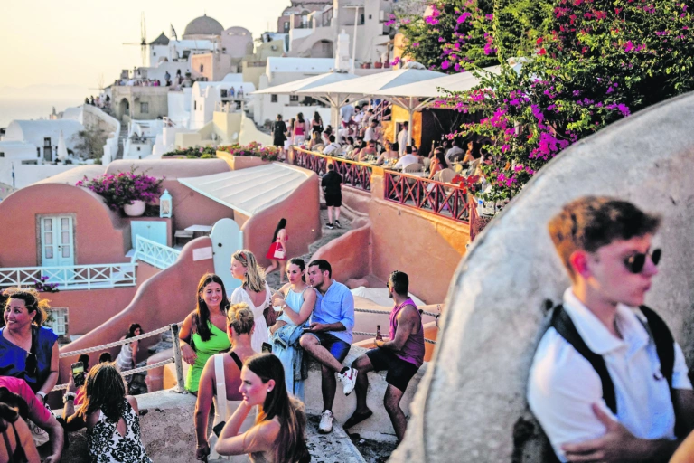 Πλεόνασμα – ρεκόρ λόγω τουρισμού