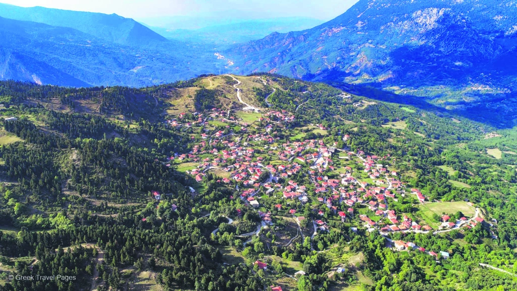 Δεύτερη ευκαιρία για τα ερημωμένα ορεινά χωριά – Το παράδειγμα στη Φουρνά Ευρυτανίας δεν είναι