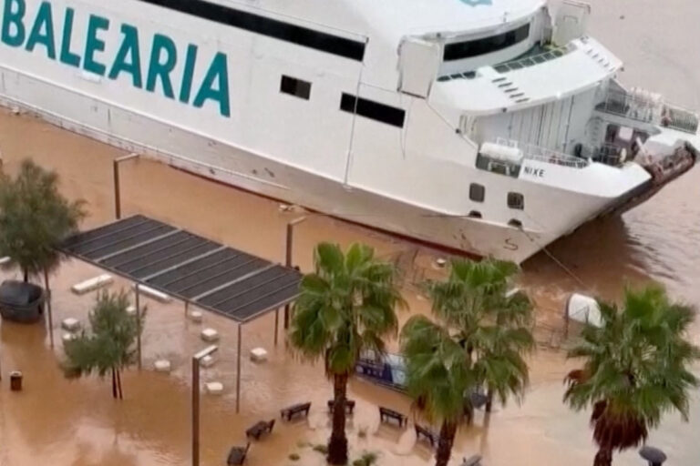 Ισπανία: Έκλεισαν σχολεία και παραλίες στην Ίμπιζα, λόγω της καταρρακτώδους βροχής