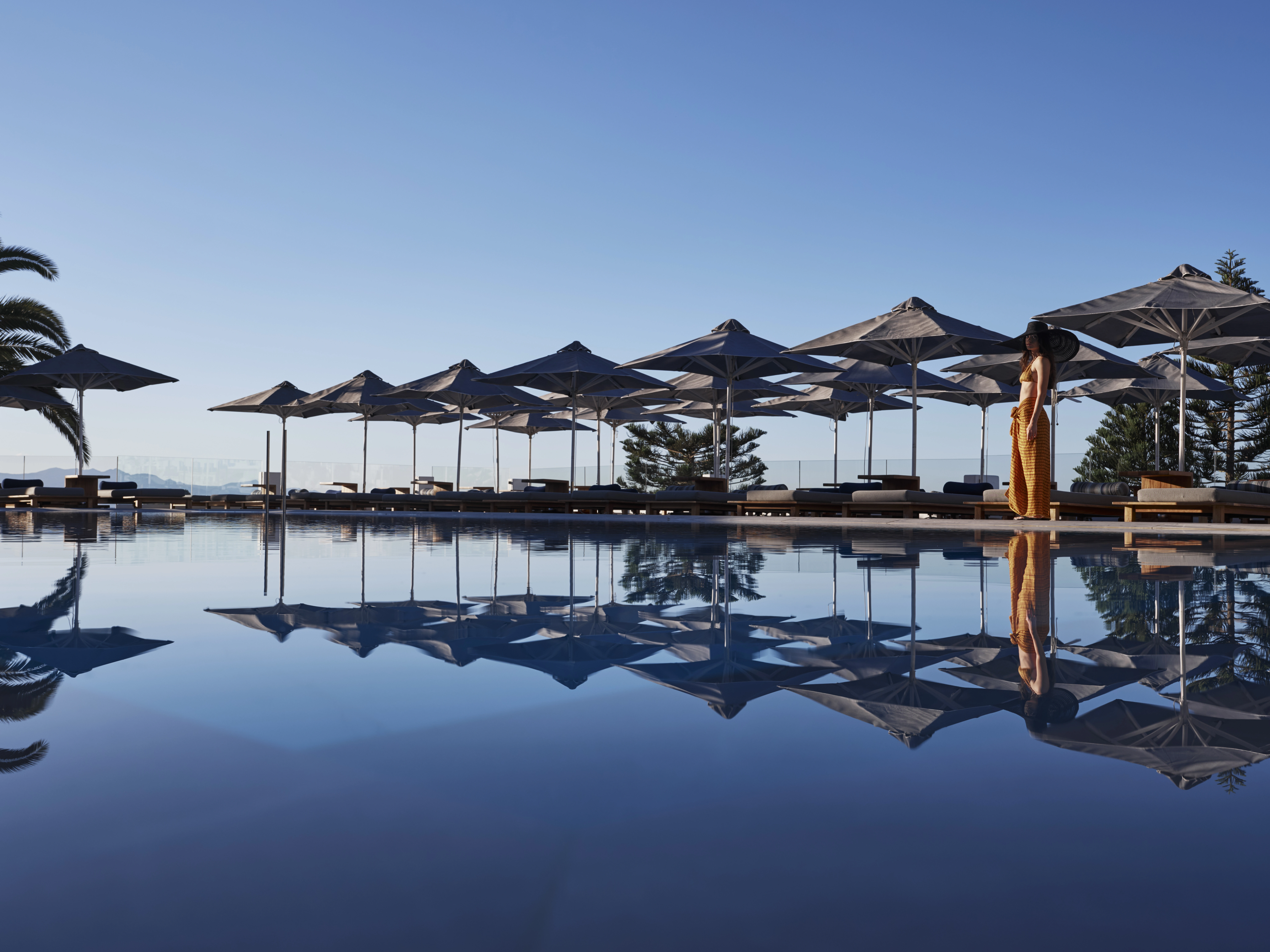 Η Myconian Collection σας ταξιδεύει στη Μύκονο του Οκτωβρίου