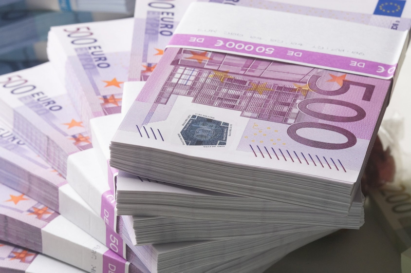 Αλλάζει το ευρώ: Τέλος το 500ρικο – Πώς θα είναι τα νέα χαρτονομίσματα