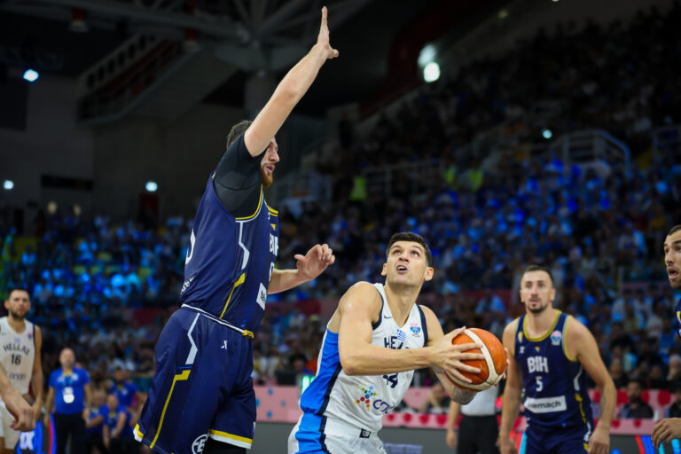Eurobasket 2025: Ελλάδα – Βοσνία Ερζεγοβίνη 77-80 – «Λύγισε» η Εθνική και θα δώσει τελικό πρώτης θέσης ομίλου με την Ισπανία