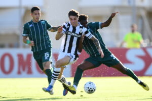 Τρομερός Λεβαδειακός, θριάμβευσε με 4-1 επί του ΠΑΟΚ