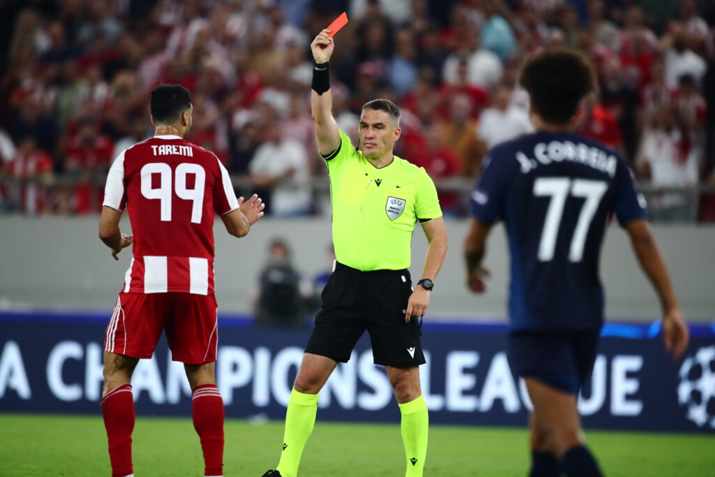 UEFA: Γι αυτό η κόκκινη κάρτα του Ταρέμι έγινε κίτρινη μέσω VAR