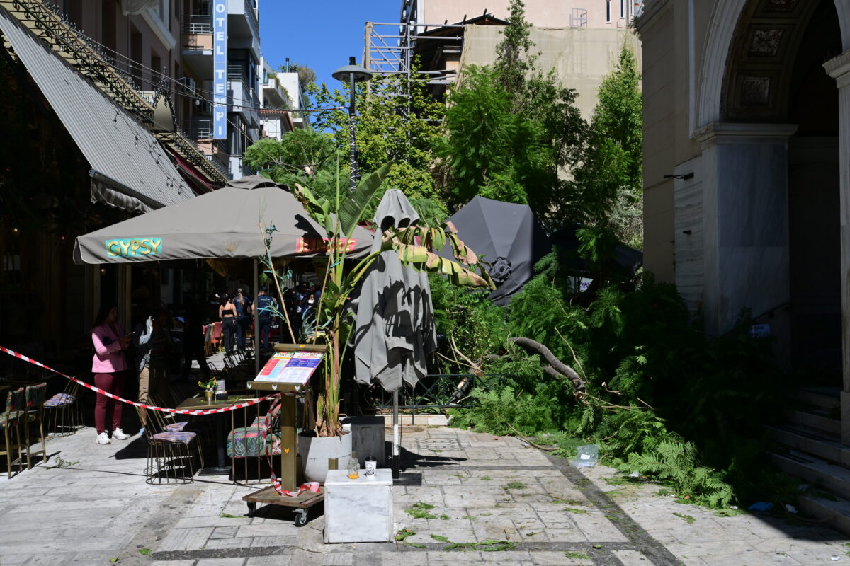 Πλατεία Αγίας Ειρήνης