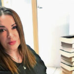 Θεοφανία Ανδρονίκου-Βασιλάκη στον ΕΤ και το Eleftherostypos.gr: «Ο κορσές είναι νοοτροπία, πρέπει να είσαι λεπτή»