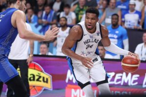 Γιάννης Αντετοκούνμπο