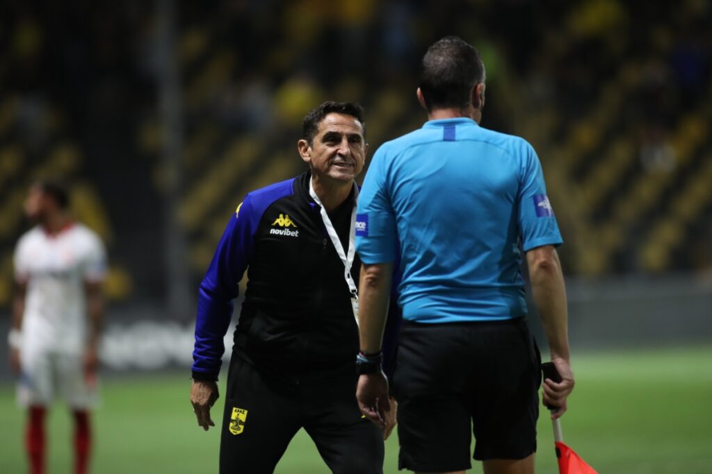 Άρης – Πανσερραϊκός 1-1: Πρώτη γκέλα για τον Χιμένεθ – Πολλά παράπονα από τους Θεσσαλονι