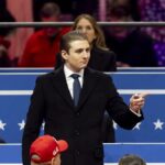 Μπάρον Τραμπ έκλεισε όροφο στον Trump Tower για ραντεβού