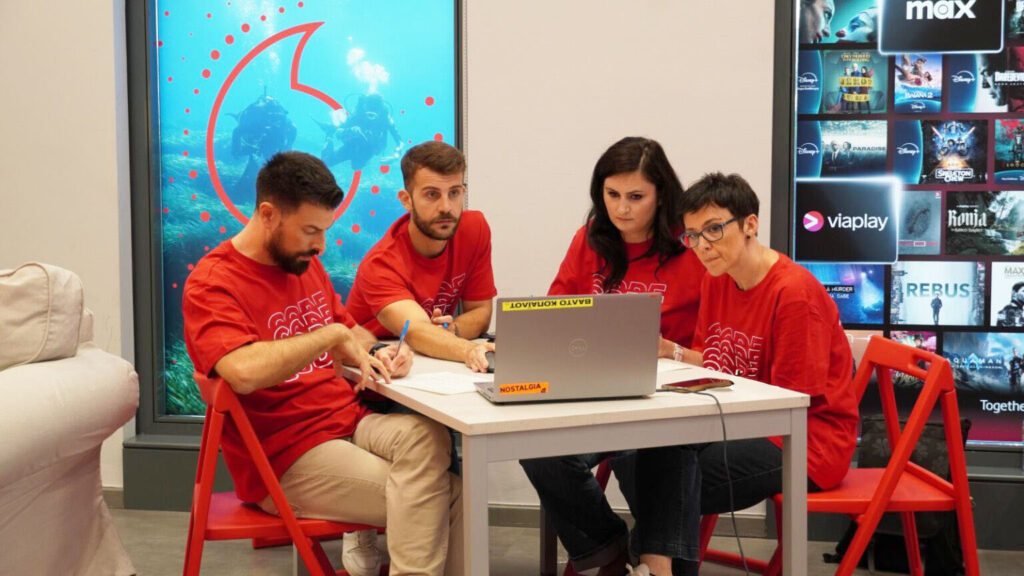 Vodafone: Το Code Like a Girl διαμορφώνει τις code experts του μέλλοντος για 9η χρονιά