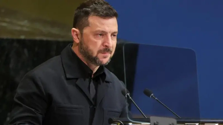 Έκκληση Ζελένσκι στον ΟΗΕ: Σταματήστε τη Ρωσία τώρα – Ο Πούτιν θα επεκτείνει τον πόλεμο στην Ουκρανία «ευρύτερα και βαθύτερα»