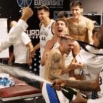 Βίντεο: Δείτε τι έγινε στα αποδυτήρια της εθνικής μετά την κατάκτηση του μεταλλίου