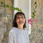 Οι ανθρώπινες «Μεταβάσεις» της Εβίτας Κανέλλου στη φετινή Art Athina 2025