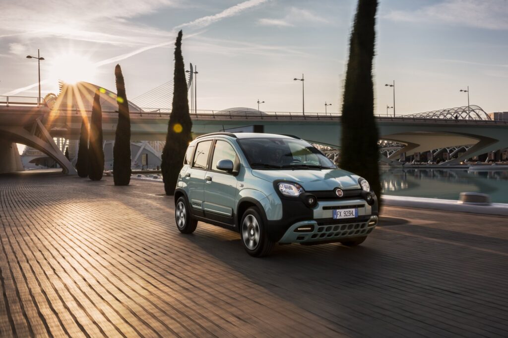 Φθηνότερο το FIAT Panda Hybrid: Τώρα κάτω από 15.000 ευρώ