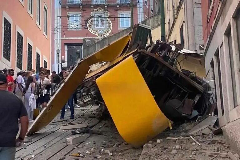 Εκτροχιασμός τελεφερίκ στη Λισαβόνα: Τουλάχιστον 15 οι νεκροί και δεκάδες τραυματίες - Βίντεο σοκ