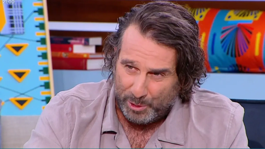 Ηλίας Βαλάσης για τη σύζυγό του: «Της είπα να χωρίσουμε και τρακάραμε – Όταν είδα ότι ζούσε, τα έκοψα όλα μαχαίρι»