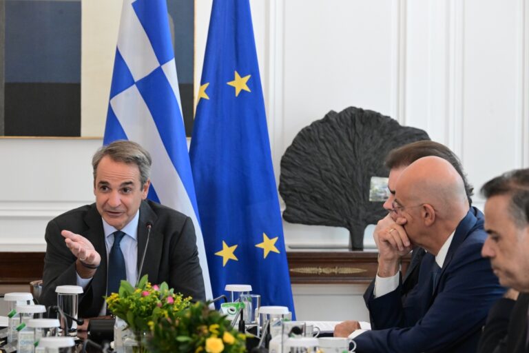 Κυριάκος Μητσοτάκης στο Υπουργικό Συμβούλιο: Στηρίζουμε την κοινωνία με σταθερά και μόνιμα μέτρα