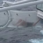 Τρόμος σε κρουαζιέρα: Επιβάτης παγιδεύτηκε σε νεροτσουλήθρα πάνω από τον ωκεανό – Το βίντεο που έγινε viral με 7 εκατ. views